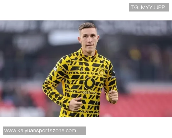 名宿盛赞施洛特贝克为多特蒙德核心球员展现全面实力无可挑剔 名宿盛赞施洛特贝克为多特蒙德核心球员展现全面实力无可挑剔